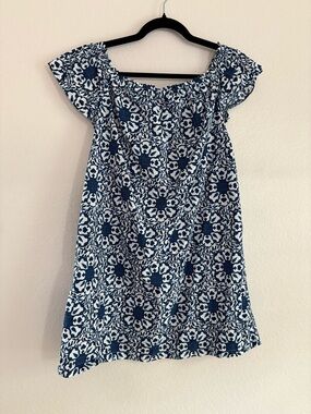 Vineyard Vines Size S Navy Blue & White Medallion Print Off the Shoulder Dress